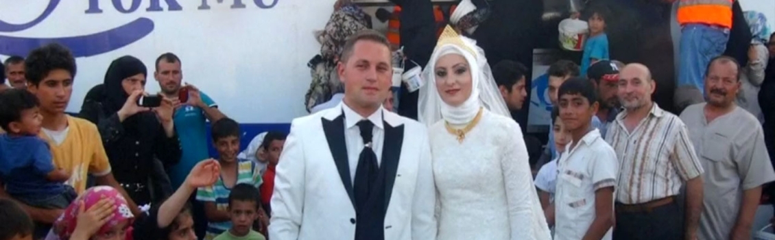 Meet the Turkish couple who spent their wedding day feeding 4,000 Syrian refugees